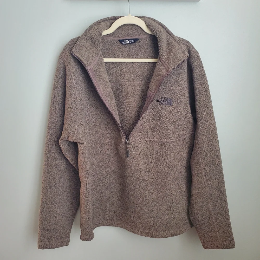 The North Face Men's Taupe Quarter Zip Large